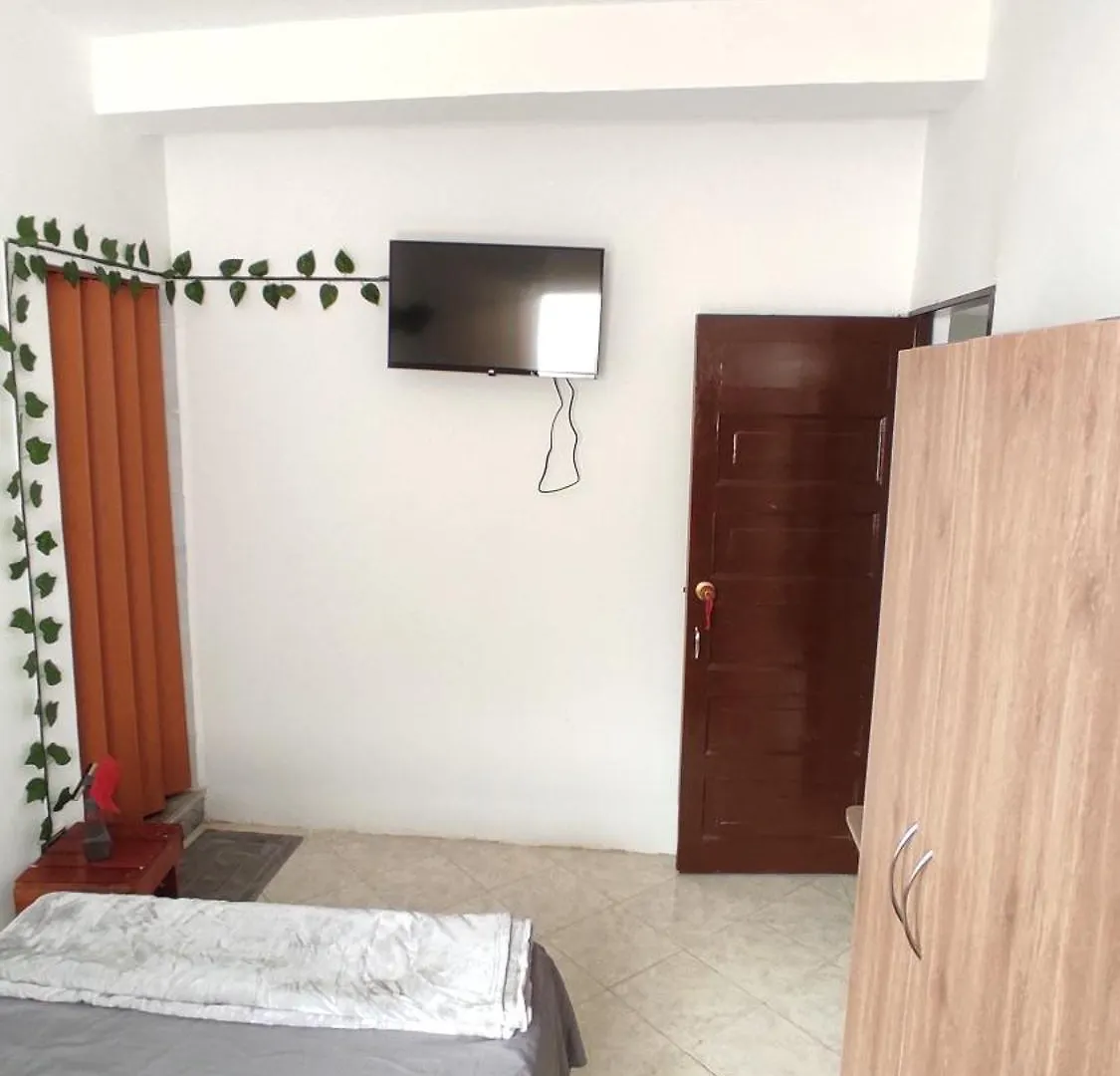 Проживание в семье Habitacion En La Comuna 13 Медельин